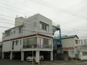  Business Hotel Minshuku Minato  Токусима